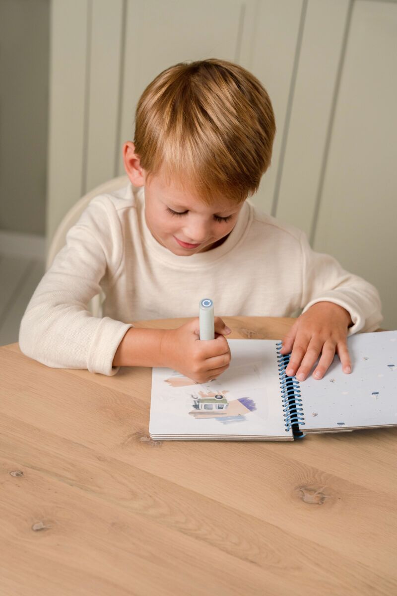 Little Dutch Watercolor book - maalaa vedellä - puuhakirja
