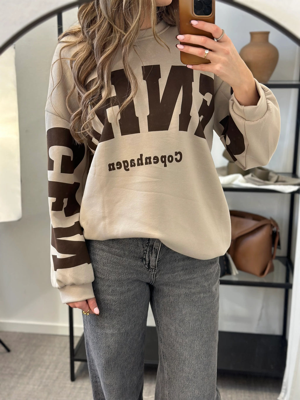 MARTA – Copenhagen collegepusero - Beige