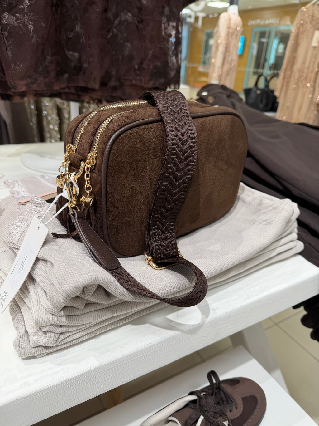 Selina & Co - Suede käsilaukku,Dark Coffee